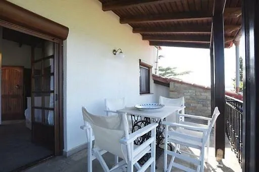 ελιά In Ktima Gerostathi Villa Polychrono