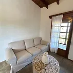 ελιά In Ktima Gerostathi Vilă